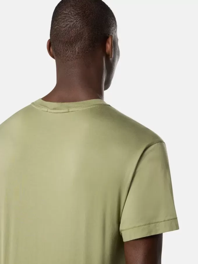 Slim-Fit-T-Shirt mit kurzen Ärmeln und Kompass-Aufnäher