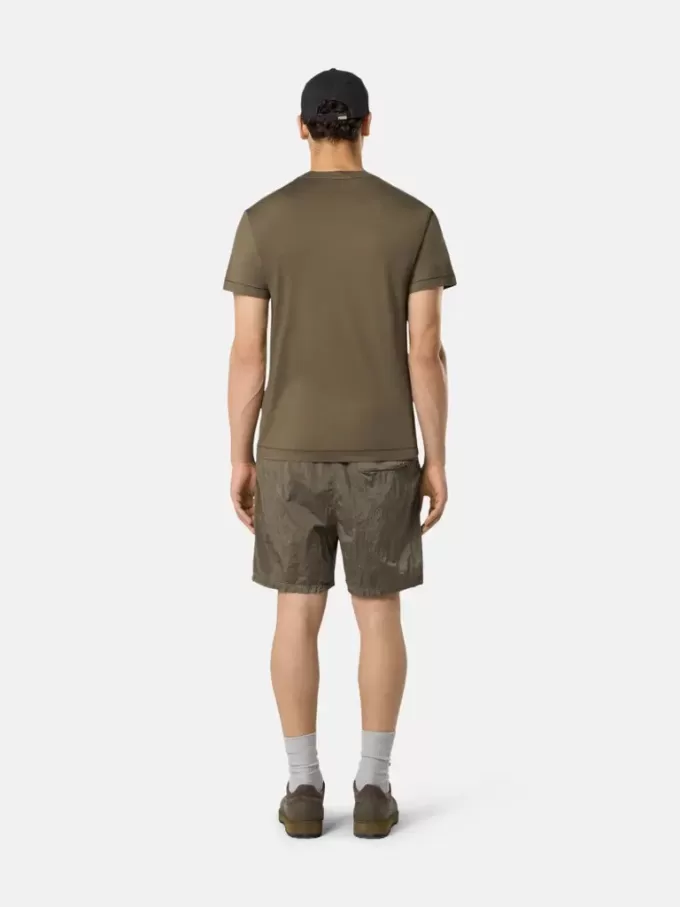 Slim-Fit-T-Shirt mit kurzen Ärmeln und Kompass-Aufnäher Slim-Fit-T-Shirt mit kurzen Ärmeln und Kompass-Aufnäher